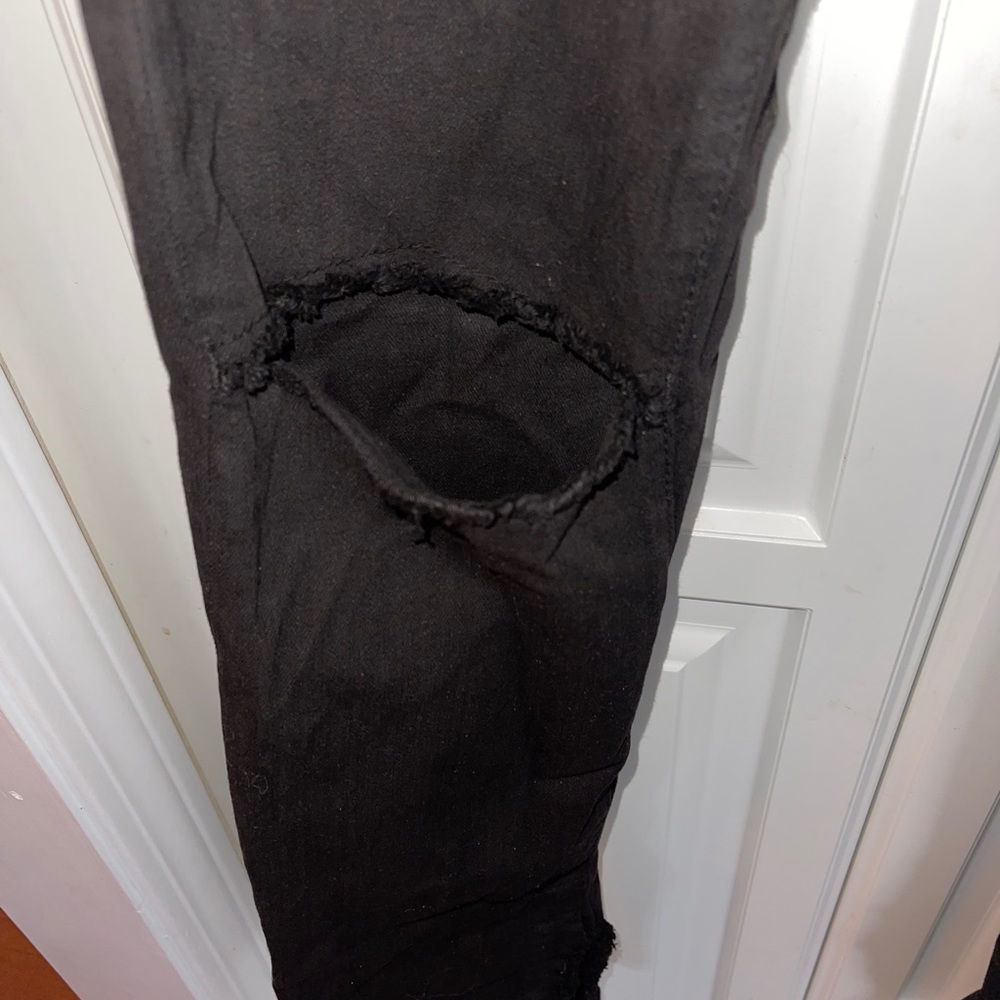 BCBG MAXAZRIA destroyed black‎ jeans sz 30 - Picture 3 of 5